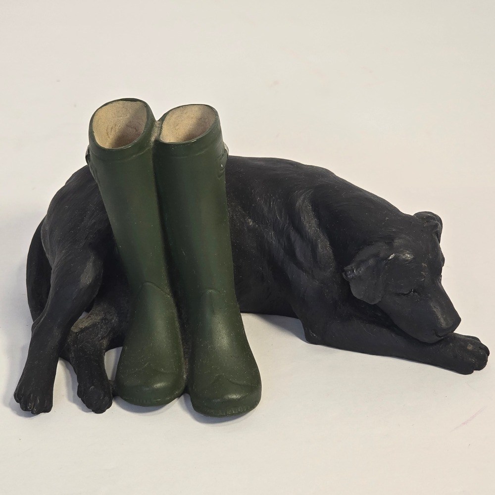 Vintage North Light 1983 Black Labrador Dog with Green Wellington Boots Figurine